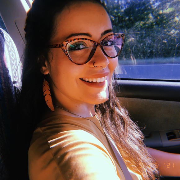 Meet your Posher, Kaitlyn - Picture 1 of 1